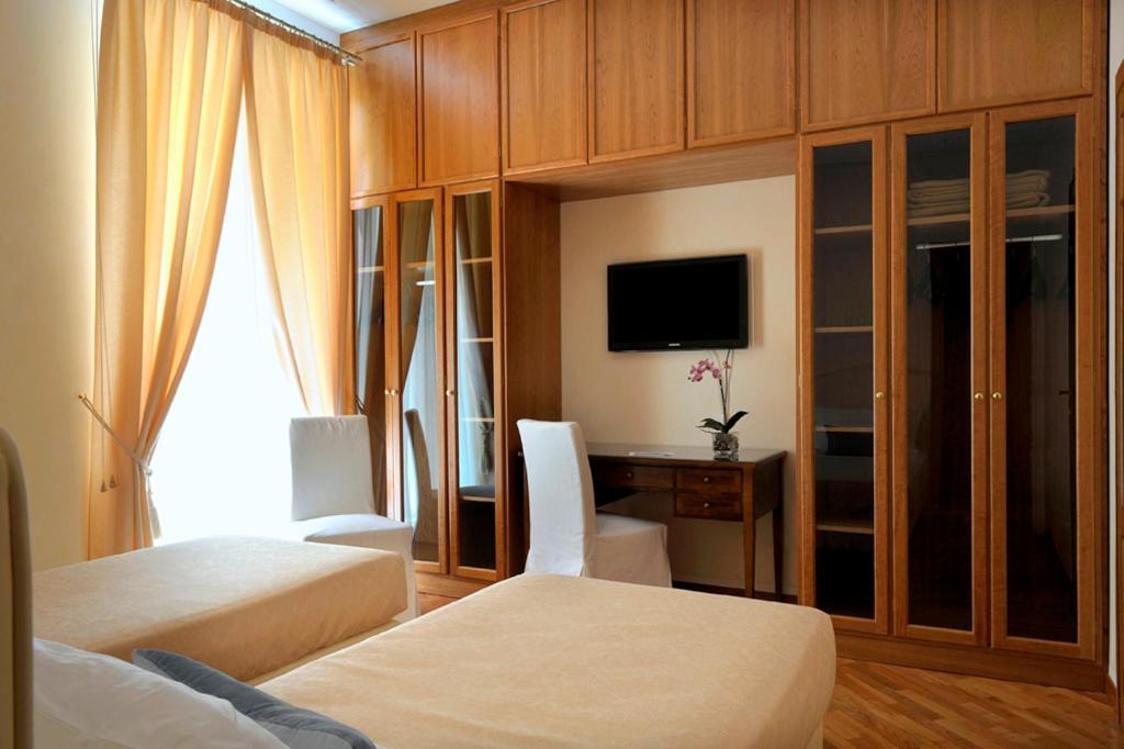 Apartahotel Dea Roma
