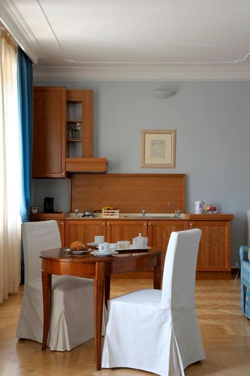 Aparthotel Dea Roma