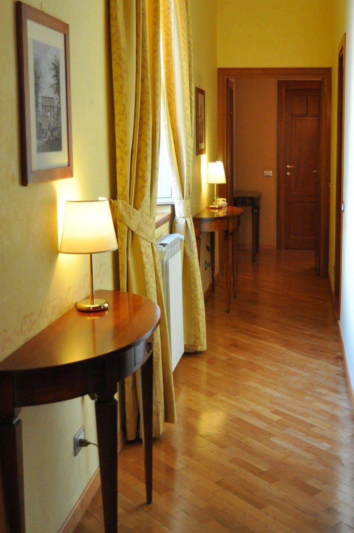Aparthotel Dea 2*
